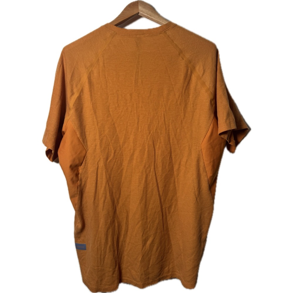 Lululemon Men's Short Sleeve Athletic Workout Yoga Shirt Top Mustard Yellow Sz L - Picture 2 of 4